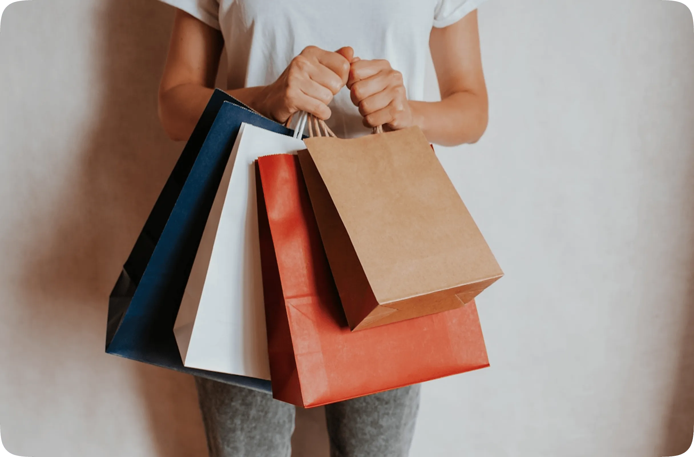 Building a Fashion E-commerce Empire: Lessons from Bangladesh's First Fashion Mall
